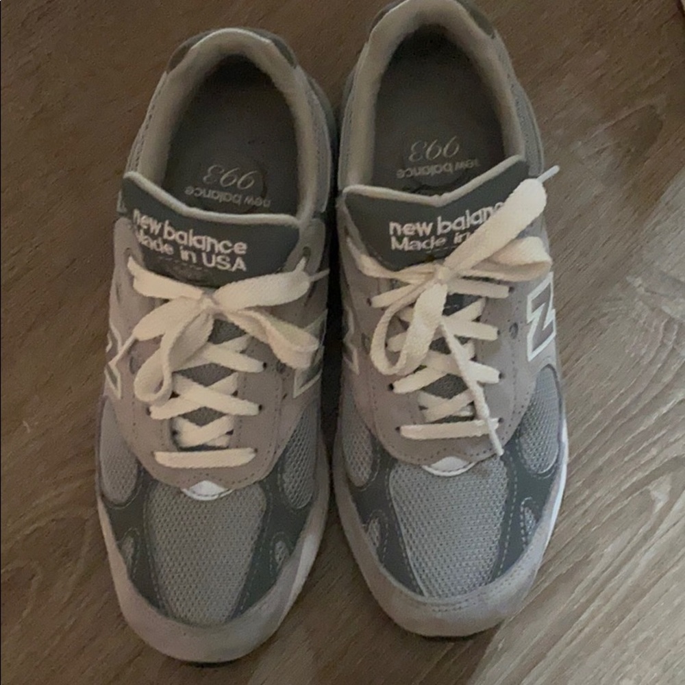New balance shoes